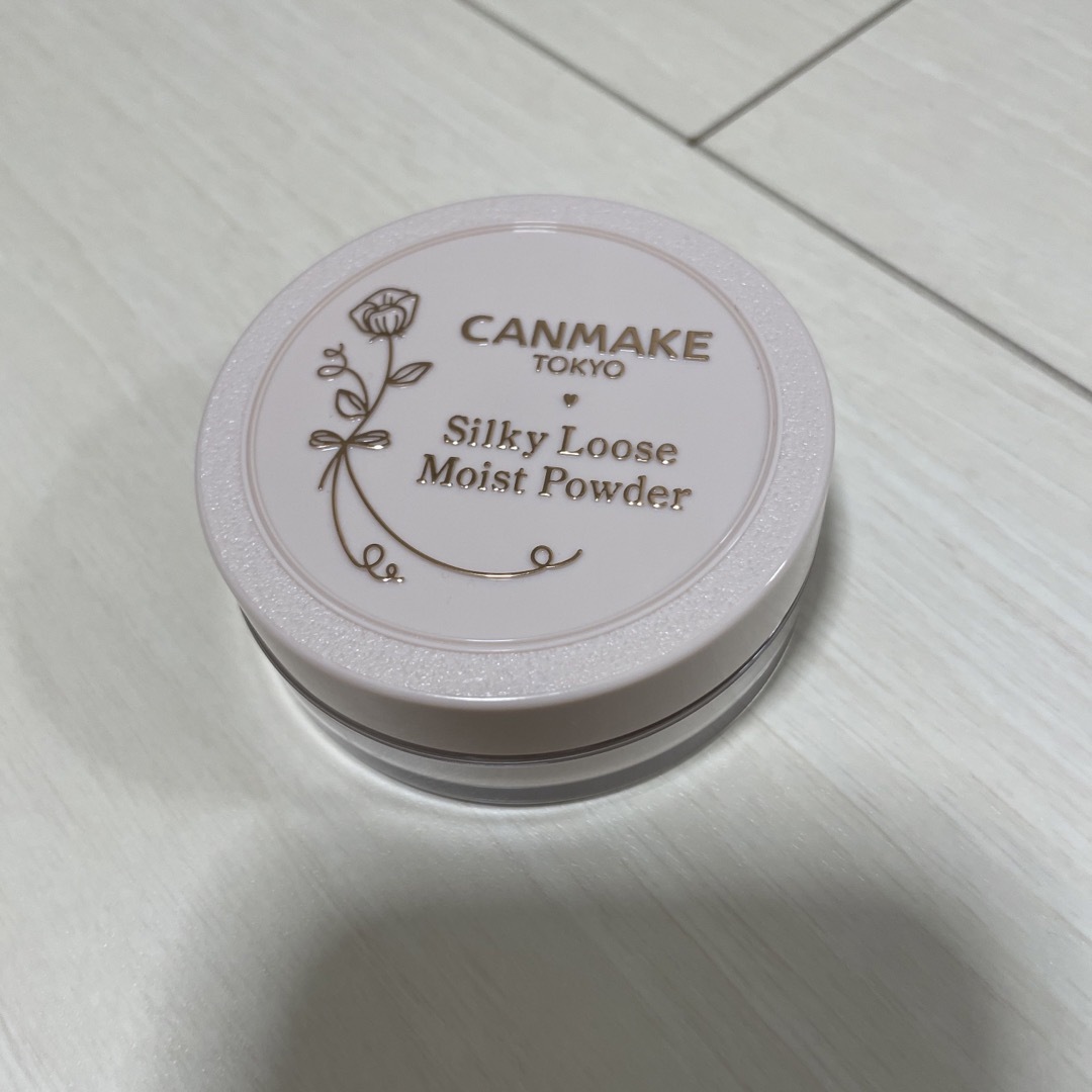 CANMAKE(キャンメイク)のCANMAKE シルキールースモイストパウダー01 コスメ/美容のベースメイク/化粧品(フェイスパウダー)の商品写真