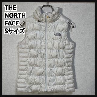 ザノースフェイス(THE NORTH FACE)の【ノースフェイス】ダウンベスト 刺繍　白ホワイト　ワンポイントロゴ　軽量１K(ダウンベスト)