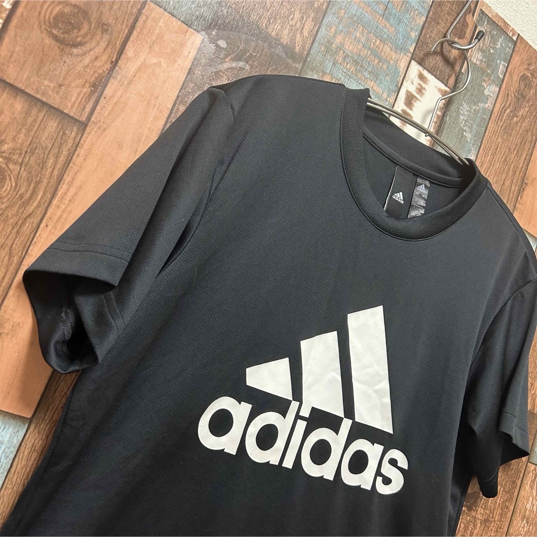 adidas(アディダス)のアディダス　半袖 Tシャツ ロゴTシャツ メンズ　Mサイズ CLIMALITE メンズのトップス(Tシャツ/カットソー(半袖/袖なし))の商品写真