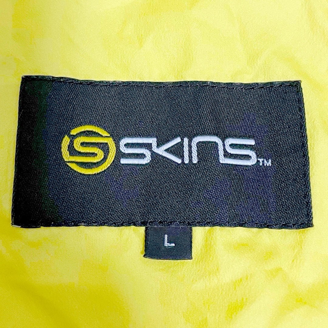 SKINS(スキンズ)のSKINS スキンズ ウィンドジャケット メンズ イエロー ウインドブレーカー メンズのジャケット/アウター(ナイロンジャケット)の商品写真