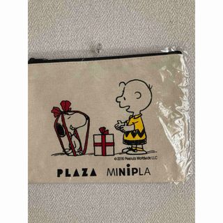 ピーナッツ(PEANUTS)の新品未開封　レア　PLAZA本会員購入者限定おひとりさま１点限りポーチ(キャラクターグッズ)