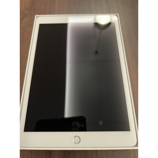 アイパッド(iPad)のiPad 第8世代　Wi-Fiモデル　128GB(タブレット)