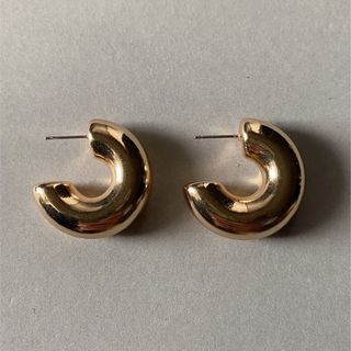 アメリヴィンテージ(Ameri VINTAGE)のVolume gold ring pierce No.597(ピアス)