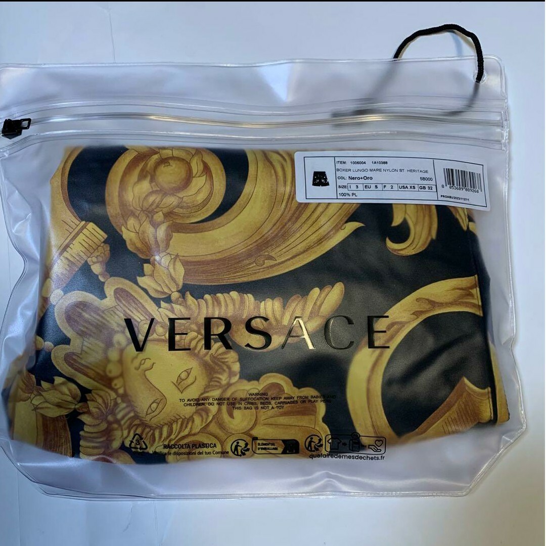 VERSACE(ヴェルサーチ)のVERSACE バロックプリント スイムショーツ ブラック メンズの水着/浴衣(水着)の商品写真