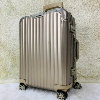 超お買い得!】 【廃盤】【レア商品】RIMOWA 『Lufthansa』アルミ2輪 超お買い得!】 【廃盤】【レア商品】RIMOWA 『Lufthansa』アルミ2輪