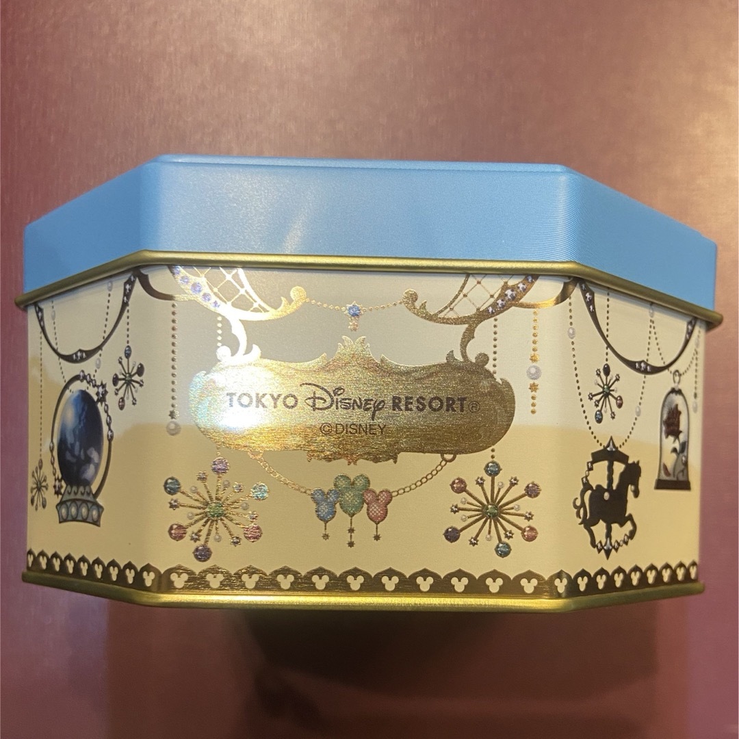 Disney(ディズニー)のディズニーチョコレート宝石缶 中身入 食品/飲料/酒の食品(菓子/デザート)の商品写真