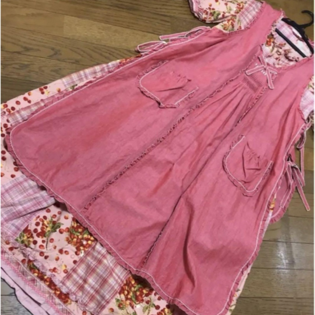 PINK HOUSE(ピンクハウス)の赤タブリエ☆ピンクハウス レディースのレディース その他(その他)の商品写真