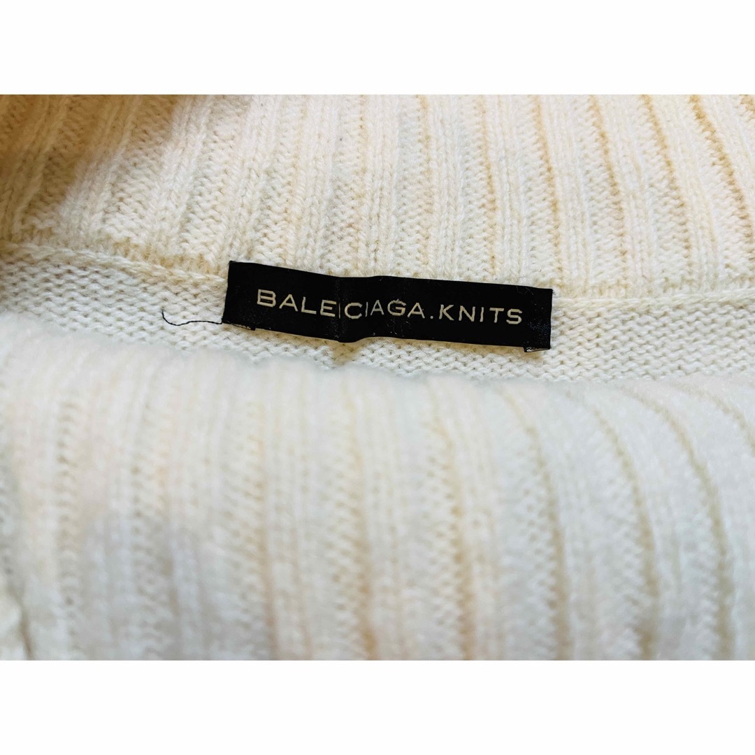 Balenciaga(バレンシアガ)の美品　バレンシアガ  Balenciaga タートルネック　セーター　ニット レディースのトップス(ニット/セーター)の商品写真
