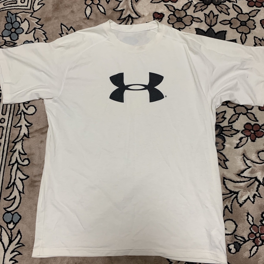 UNDER ARMOUR(アンダーアーマー)のアンダーアーマーTシャツ メンズのトップス(Tシャツ/カットソー(半袖/袖なし))の商品写真