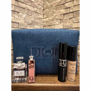 Dior - 新品*Dior メイクパレット*海外限定品の通販 by ぽこにゃんshop Dior - 新品*Dior メイクパレット*海外限定品の通販 by ぽこにゃんshop