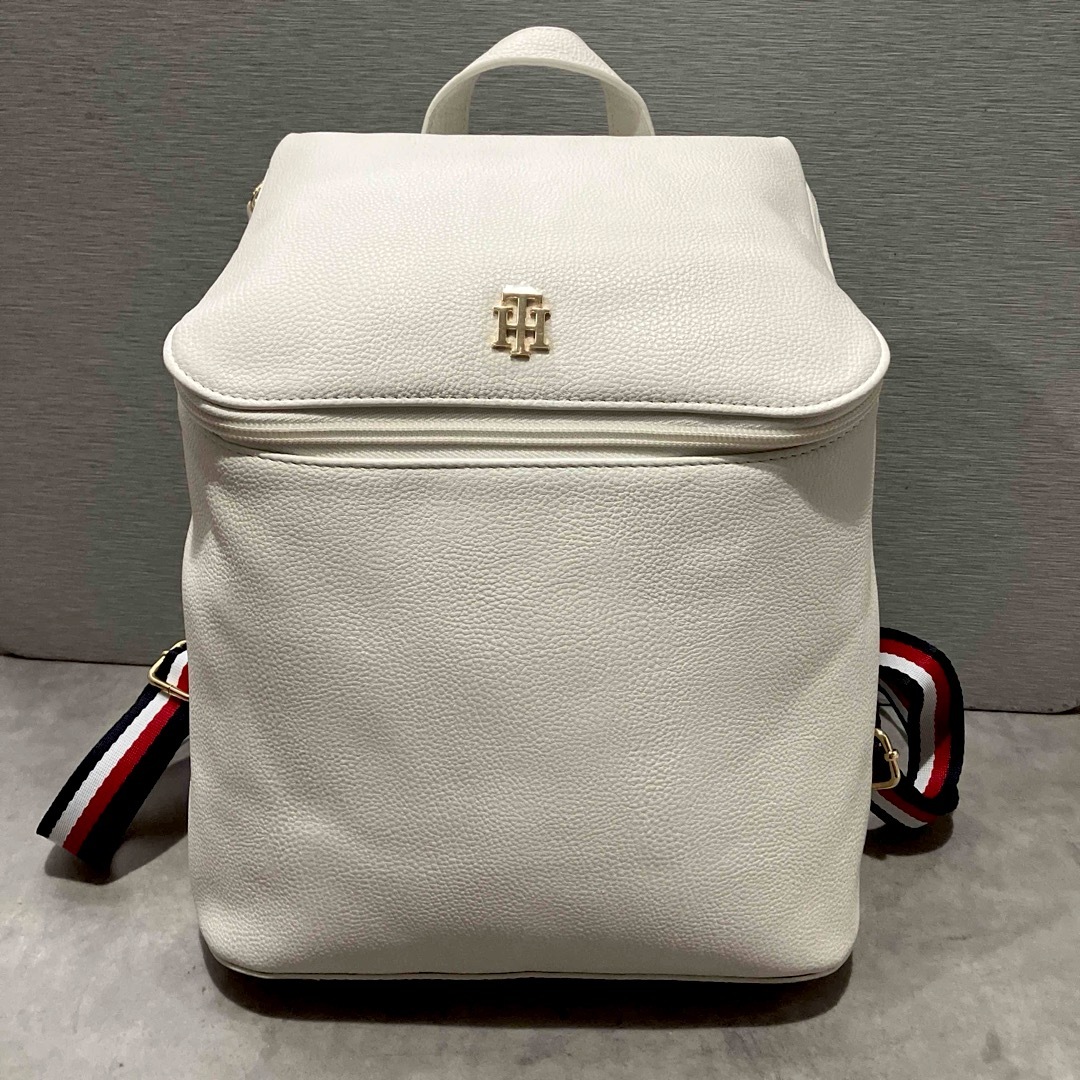 TOMMY HILFIGER(トミーヒルフィガー)のトミーヒルフィガー  リュックサックバックパック レディースのバッグ(リュック/バックパック)の商品写真