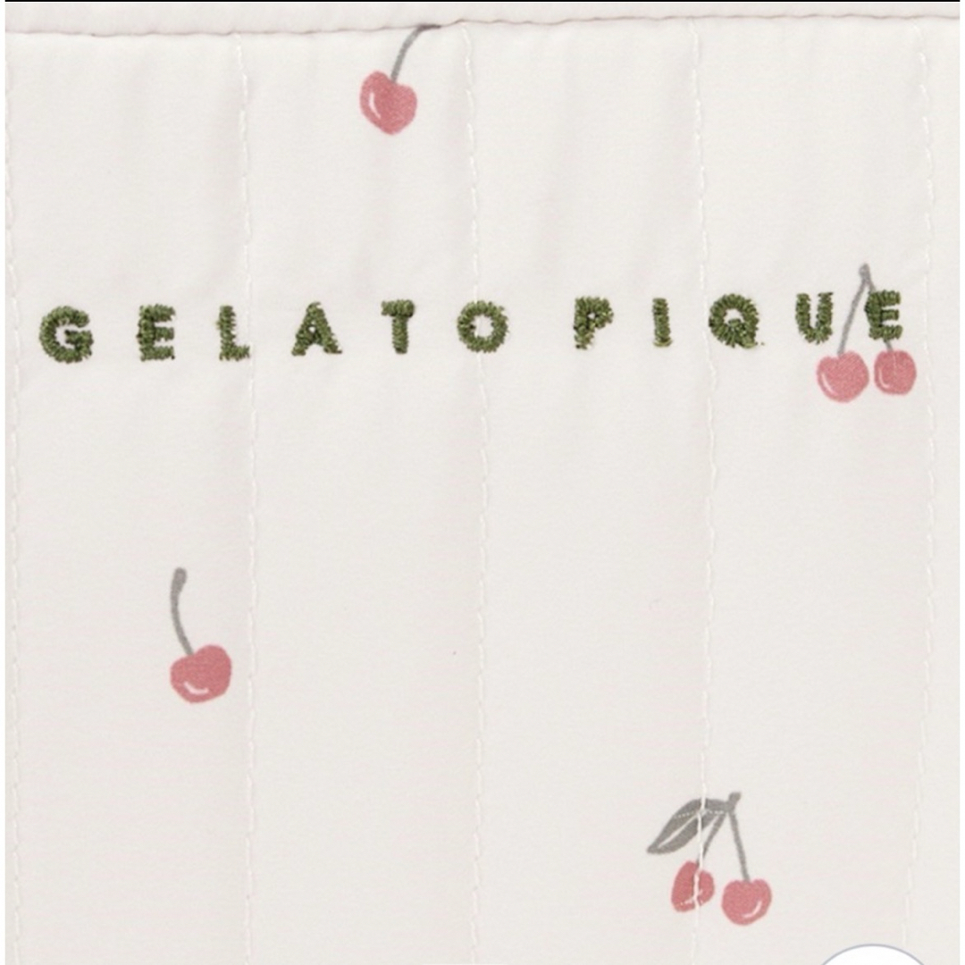 gelato pique(ジェラートピケ)のチェリー柄おむつポーチ キッズ/ベビー/マタニティのおむつ/トイレ用品(ベビーおむつバッグ)の商品写真