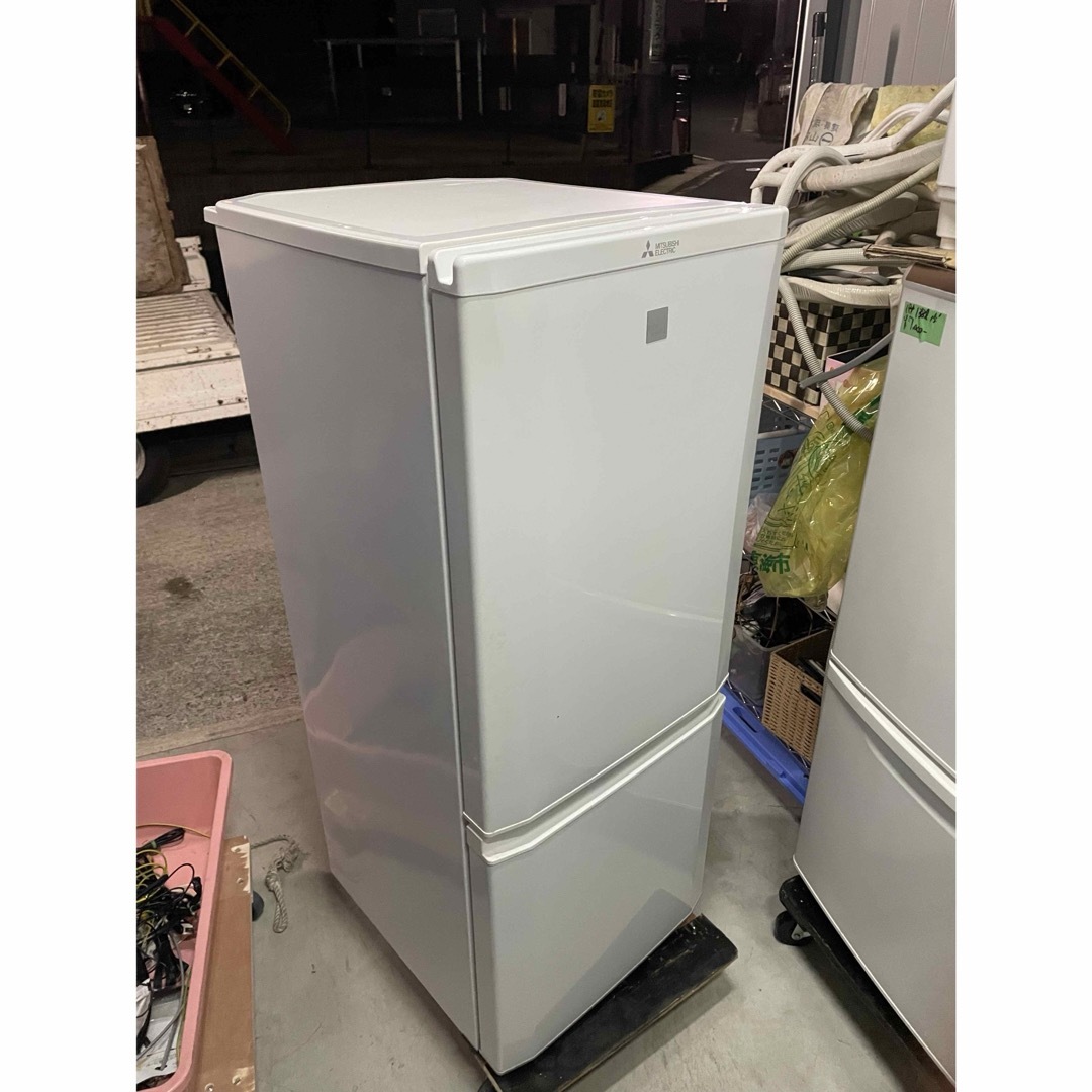 三菱(ミツビシ)のMITSUBISHI　146L冷蔵庫　MR-P15ED-KW 2019年製 スマホ/家電/カメラの生活家電(冷蔵庫)の商品写真