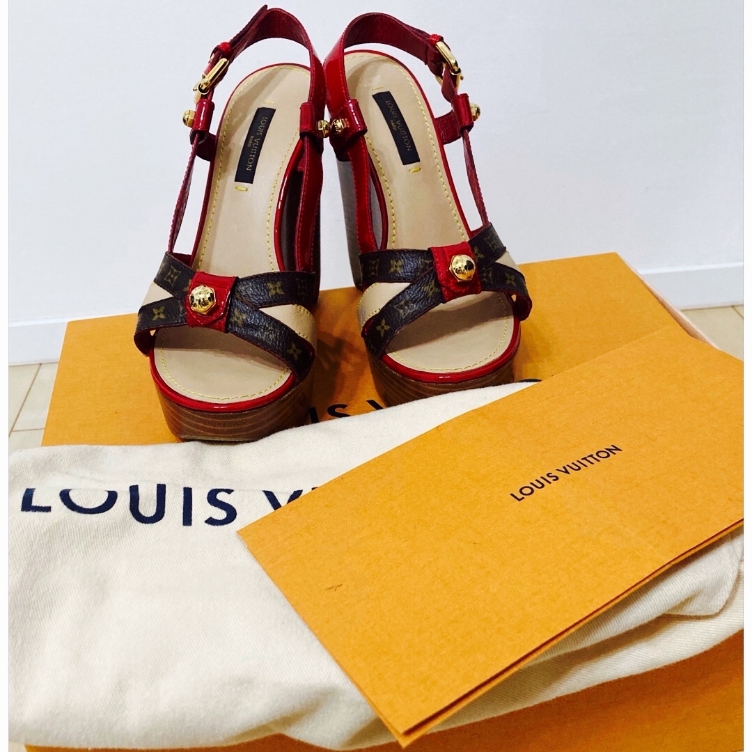 LOUIS VUITTON(ルイヴィトン)のルイビトンサンダル レディースの靴/シューズ(サンダル)の商品写真