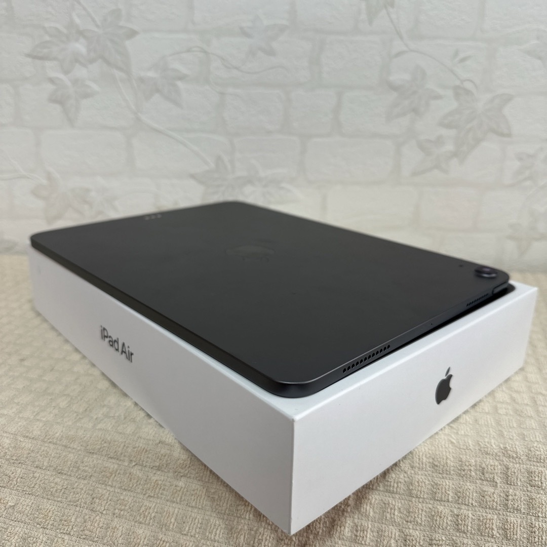 iPad(アイパッド)のApple iPad Air 4  Wi-Fi 64GB『美品』 スマホ/家電/カメラのPC/タブレット(タブレット)の商品写真