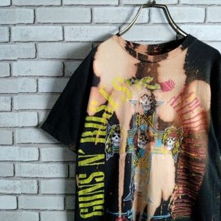 ミュージックティー(MUSIC TEE)のGUNS N'ROSES☆バンドTシャツ　半袖　ブリーチ加工　プリント　黒　Ｍ(Tシャツ/カットソー(半袖/袖なし))