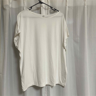 ユニクロ(UNIQLO)のTシャツ　カットソー(Tシャツ/カットソー(半袖/袖なし))