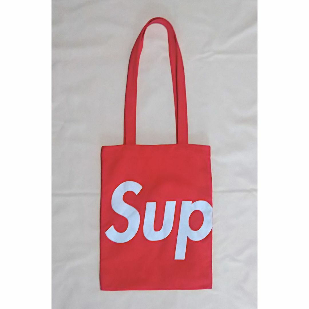 Supreme(シュプリーム)のSUPREMEシュプリーム BOOK VOL.4 レッドロゴ トートバッグ 美品 メンズのバッグ(トートバッグ)の商品写真