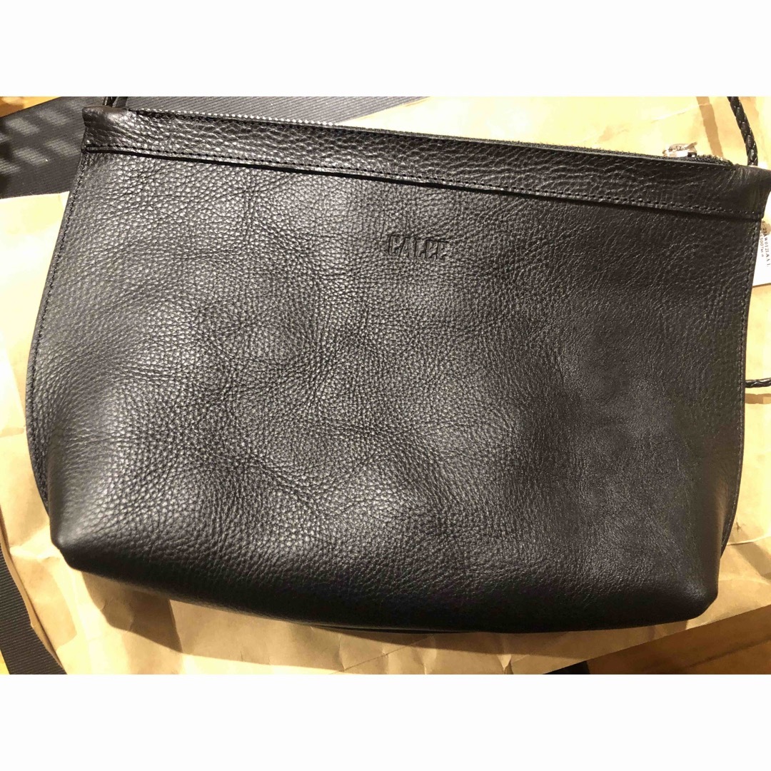 CALEE(キャリー)のCALEE   STUDS LEATHER BODY BAG メンズのバッグ(ボディーバッグ)の商品写真