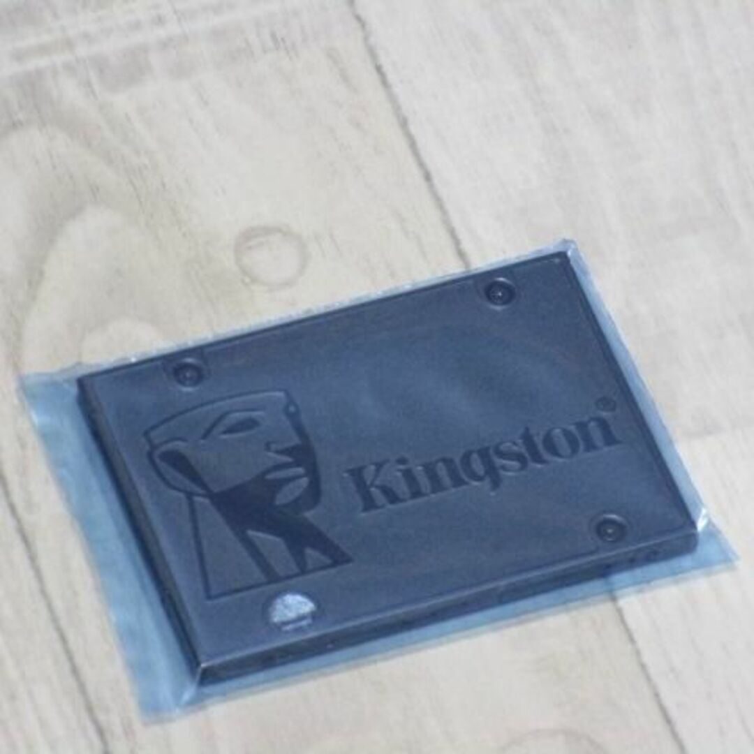 Kingston(キングストン)のKingston SBFK62A3 2.5インチ SATA SSD 256GB スマホ/家電/カメラのPC/タブレット(PCパーツ)の商品写真