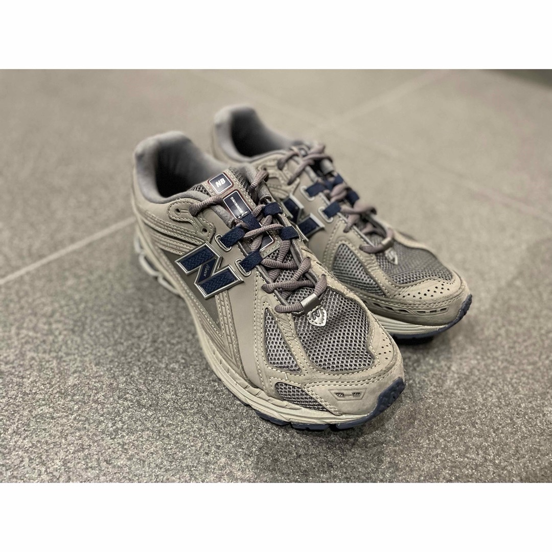 Natural Balance(ナチュラルバランス)の【New balance】1906 グレー M1906RB 27cm メンズの靴/シューズ(スニーカー)の商品写真