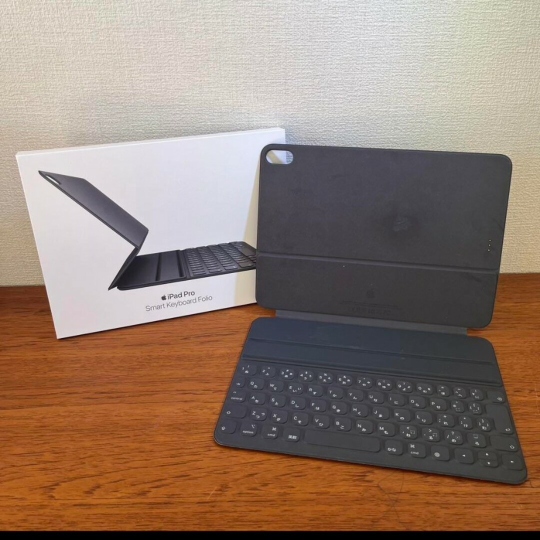 Apple(アップル)のiPad Pro Smart Keyboard Folio11inch 良品 スマホ/家電/カメラのPC/タブレット(PC周辺機器)の商品写真