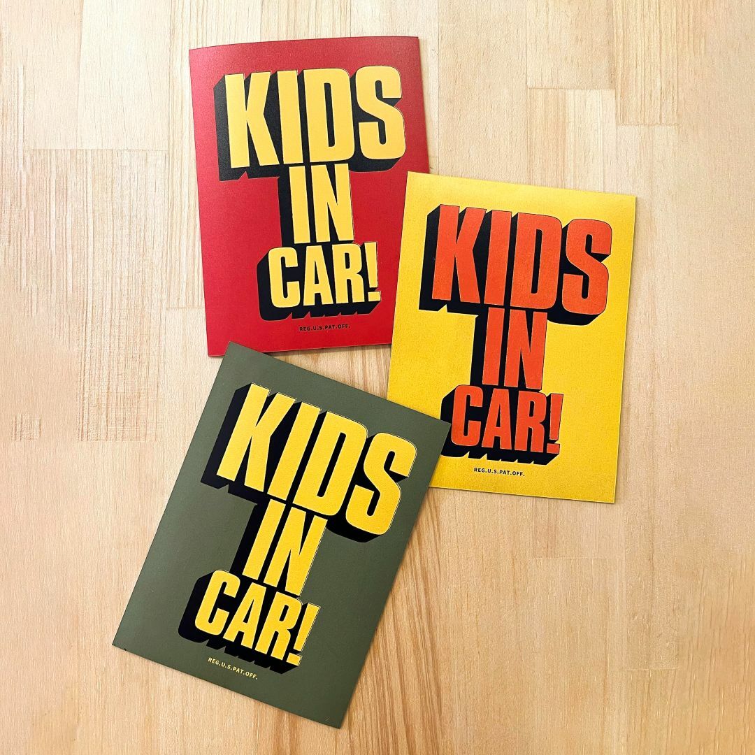 KIDS IN CAR! キッズインカー マグネット 12×9cm レトロ ビン キッズ/ベビー/マタニティの外出/移動用品(その他)の商品写真