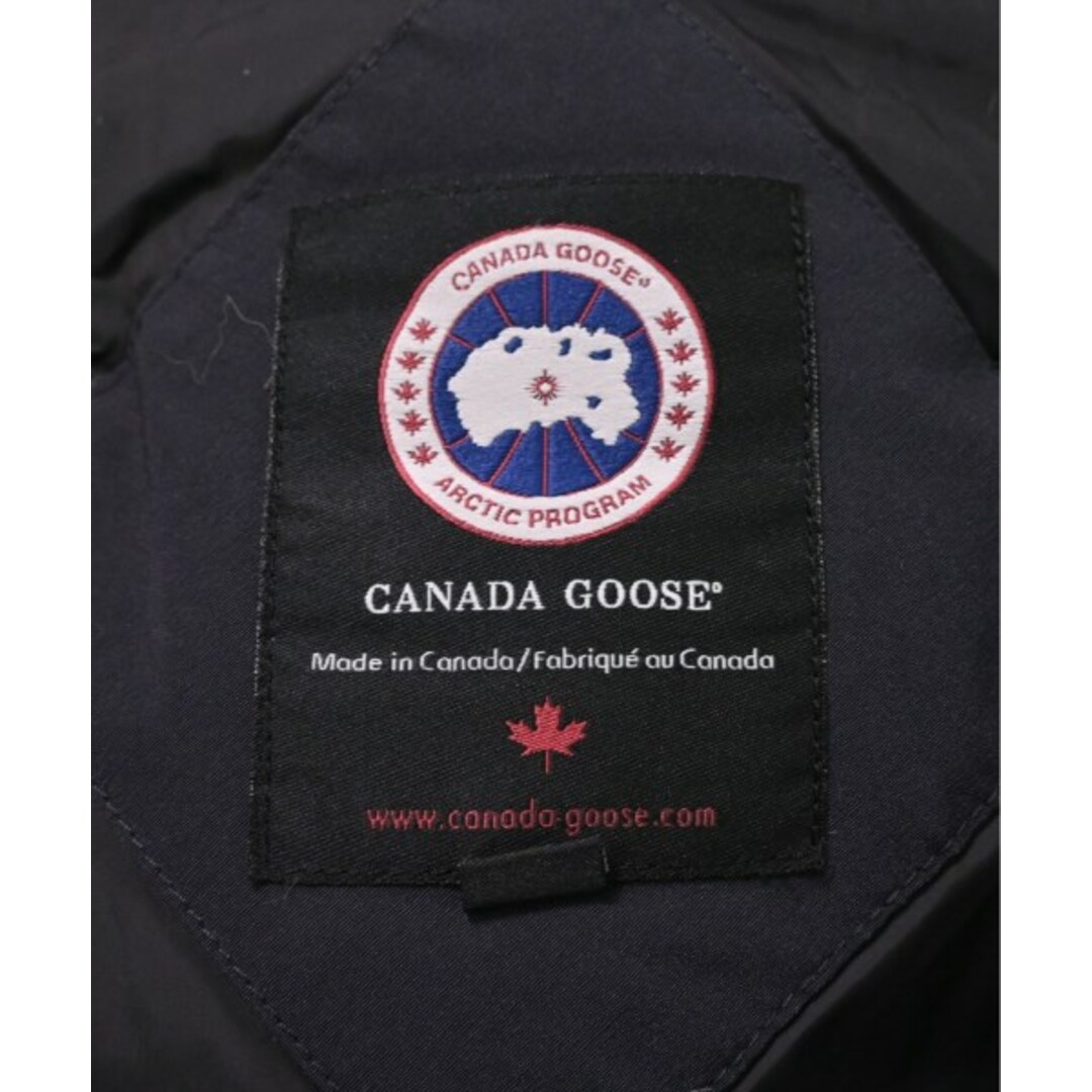 CANADA GOOSE(カナダグース)のCANADA GOOSE カナダグース ダウンジャケット/ダウンベスト M 紺 【古着】【中古】 メンズのジャケット/アウター(ダウンジャケット)の商品写真