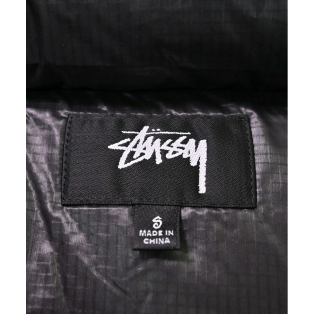 STUSSY(ステューシー)のSTUSSY ステューシー ダウンジャケット/ダウンベスト S 黒 【古着】【中古】 メンズのジャケット/アウター(ダウンジャケット)の商品写真