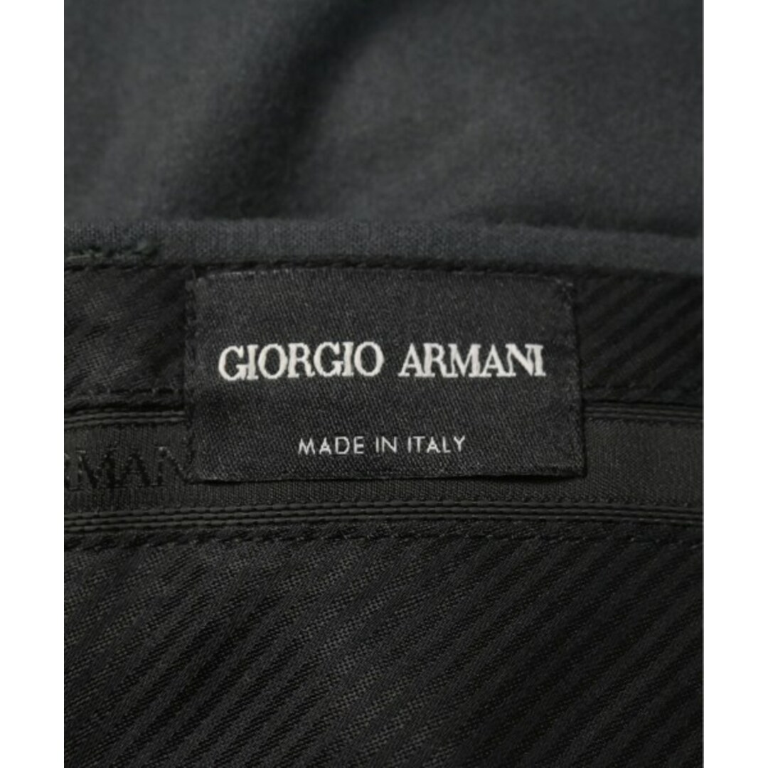 Giorgio Armani(ジョルジオアルマーニ)のGIORGIO ARMANI パンツ（その他） 48(L位) グレー 【古着】【中古】 メンズのパンツ(その他)の商品写真