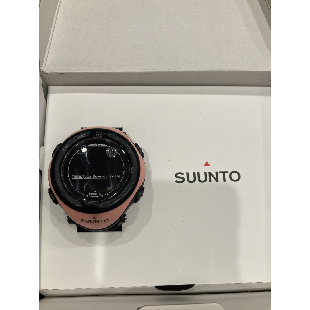 SUUNTO(スント)のSUUNTO VECTOR ピンク スント ベクター コア レガッタ メンズの時計(腕時計(デジタル))の商品写真