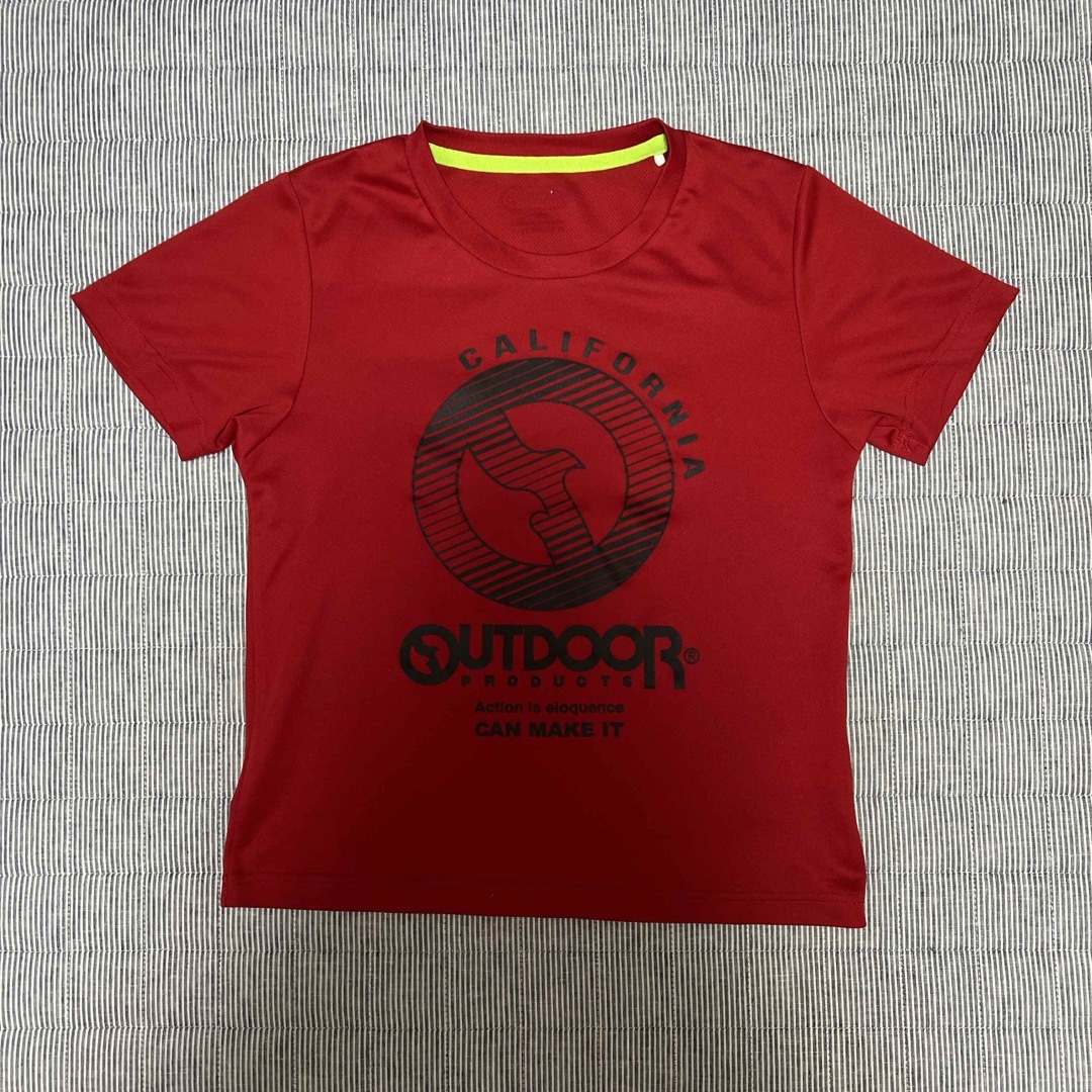 OUTDOOR(アウトドア)の値下！キッズ半袖Ｔシャツ150 赤 キッズ/ベビー/マタニティのキッズ服男の子用(90cm~)(Tシャツ/カットソー)の商品写真