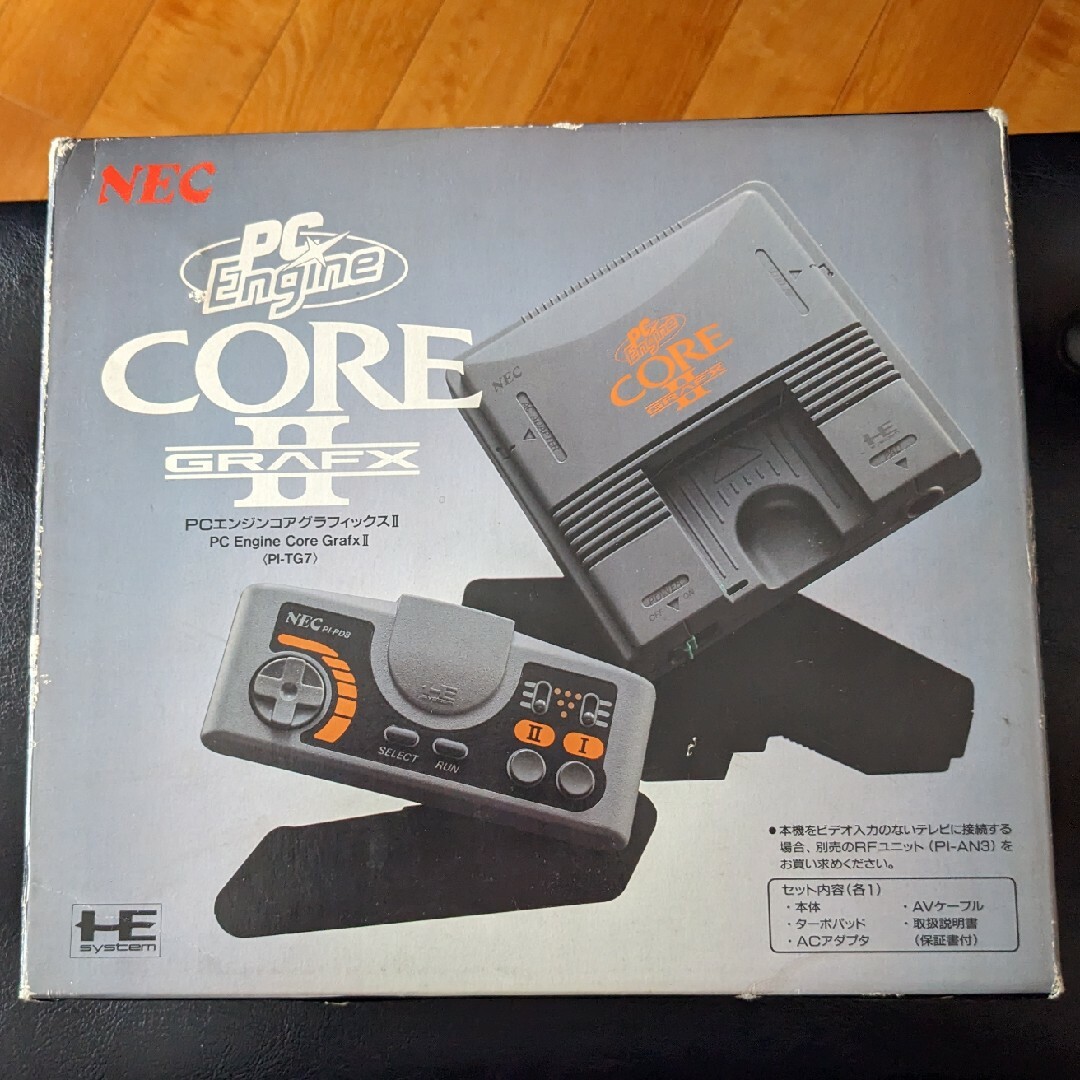 NEC(エヌイーシー)の【希少】NEC PCengine CORE GRAFXⅡ 本体【箱付き】 エンタメ/ホビーのゲームソフト/ゲーム機本体(家庭用ゲーム機本体)の商品写真