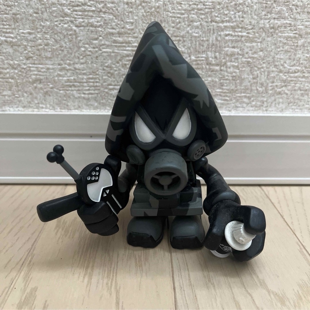 《GAS MASK》フィギュア ガスマスク FRANKIE スプレー缶 TOY エンタメ/ホビーのフィギュア(ミリタリー)の商品写真