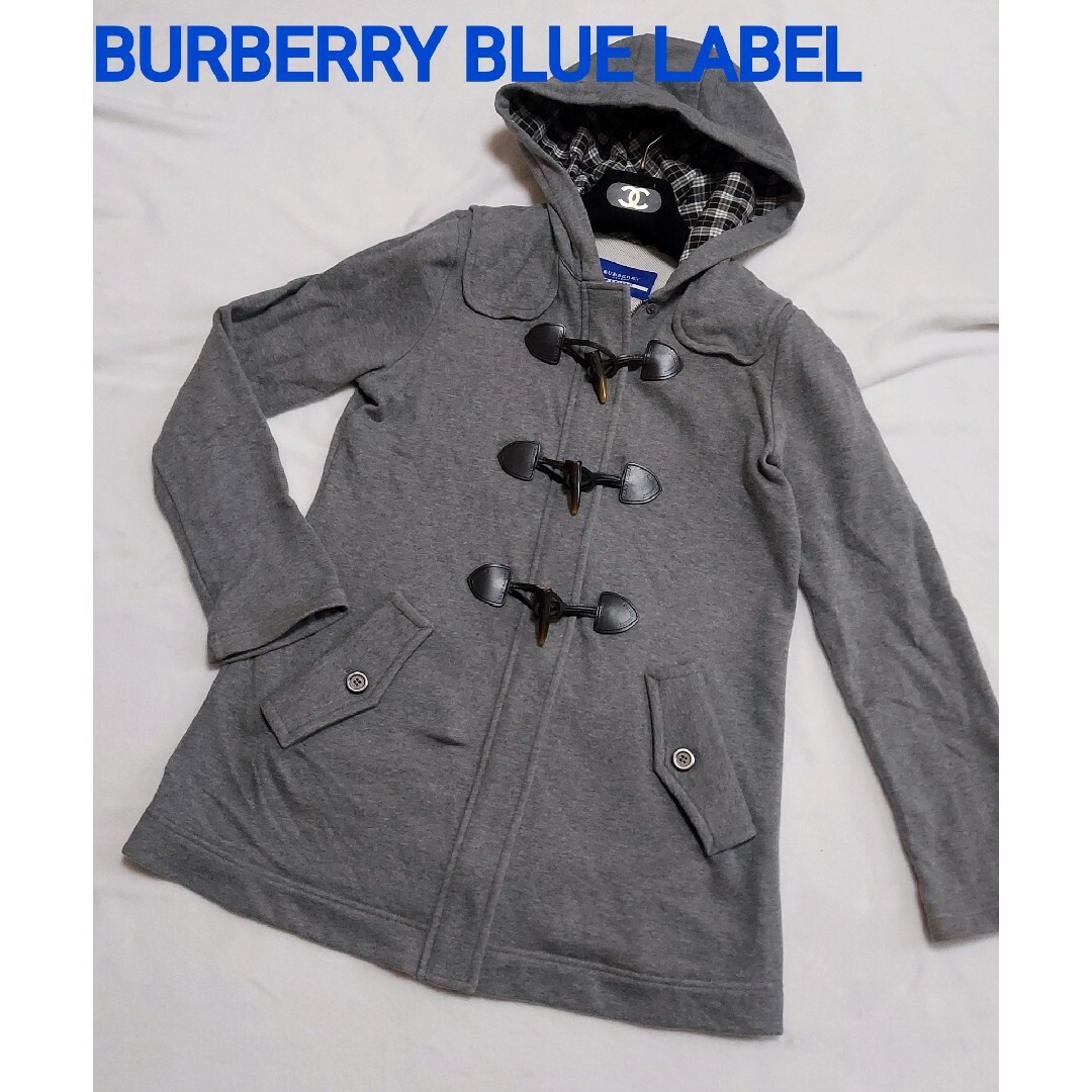 BURBERRY BLUE LABEL(バーバリーブルーレーベル)の美品☆バーバリーブルーレーベル ノバチェックダッフルコート 38 M グレー レディースのジャケット/アウター(ダッフルコート)の商品写真