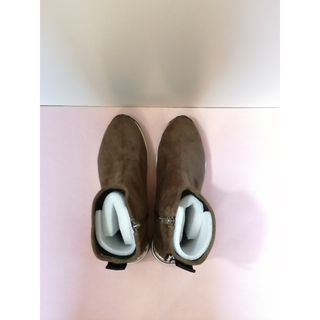 ヌーベルヴォーグ リラックス ストレッチ　ショートブーツ　23.5cm レディースの靴/シューズ(ブーツ)の商品写真