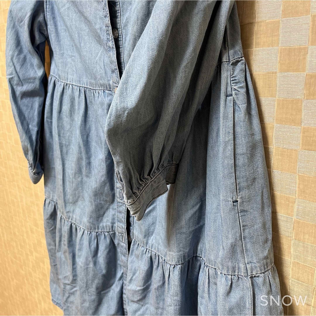 GU(ジーユー)のGU（ジーユー）キッズデニムワンピース　110㎝ キッズ/ベビー/マタニティのキッズ服女の子用(90cm~)(ワンピース)の商品写真