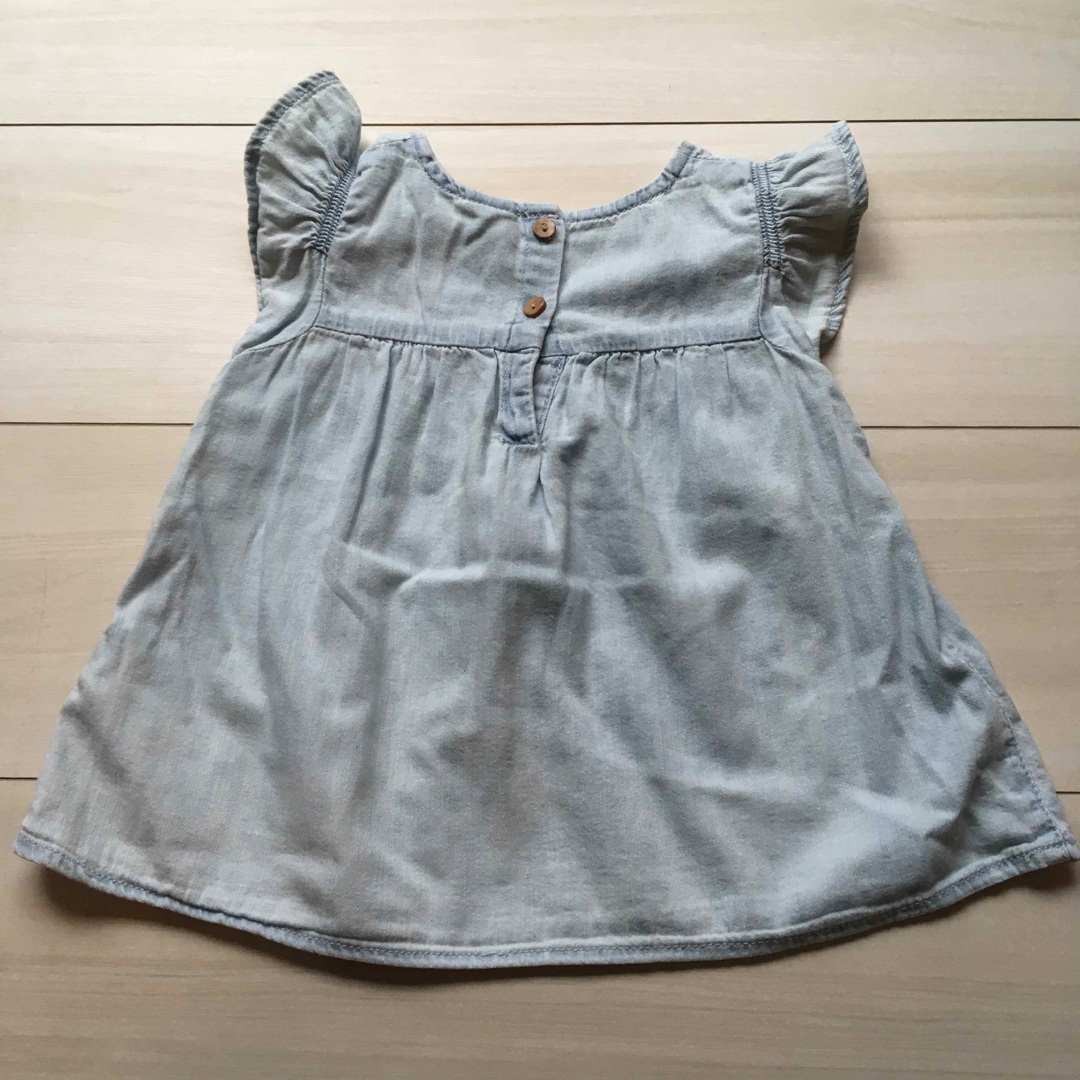 babyGAP(ベビーギャップ)のTシャツ　ワンピース　90  95 セット キッズ/ベビー/マタニティのキッズ服女の子用(90cm~)(Tシャツ/カットソー)の商品写真