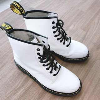 ドクターマーチン(Dr.Martens)のDr.Martens (ドクターマーチン) 8ホールブーツ ホワイト UK 8(ブーツ)