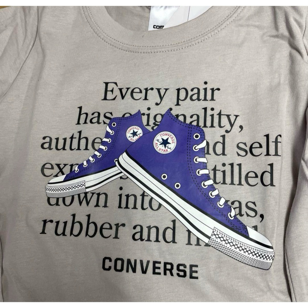 CONVERSE(コンバース)のコンバース長袖Tシャツ　ベージュ120センチ キッズ/ベビー/マタニティのキッズ服男の子用(90cm~)(Tシャツ/カットソー)の商品写真