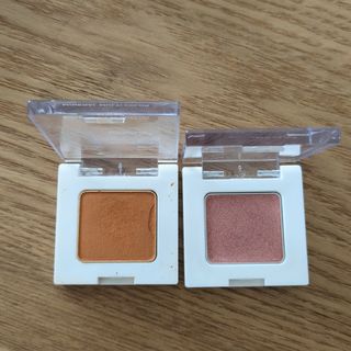 Cosme Kitchen - 美品 ほぼ未使用 アイシャドウ 2個セット