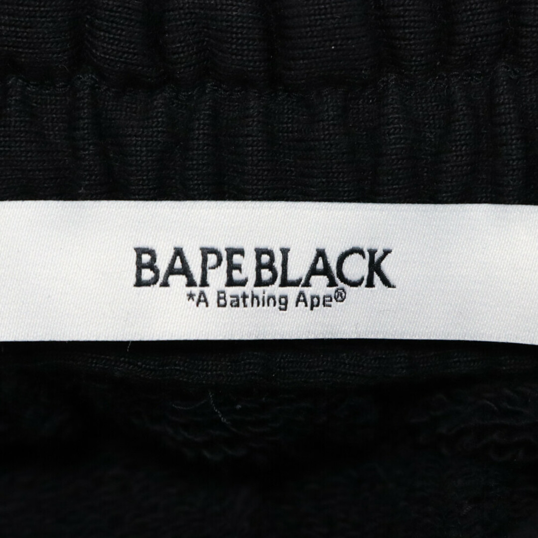 A BATHING APE(アベイシングエイプ)のA BATHING APE アベイシングエイプ BAPE BLACK ベイプブラック ワンポイント スウェットショーツ ブラック BBKSPSP6205MH メンズのパンツ(その他)の商品写真