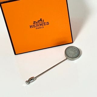 エルメス(Hermes)のHERMES エルメス ブローチ セリエ シルバー(ブローチ/コサージュ)