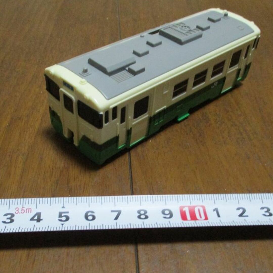 TOMMY(トミー)の[プラレール]キハ40東北色(車体のみ) エンタメ/ホビーのおもちゃ/ぬいぐるみ(鉄道模型)の商品写真