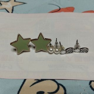 新品ピアス３点set(ピアス)