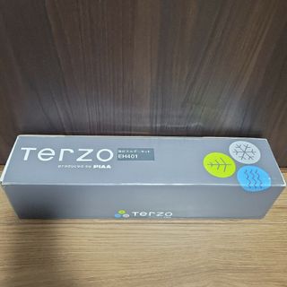 新品 Terzo テルッツォ EH401 ルーフキャリア アクア トヨタ(車外アクセサリ)