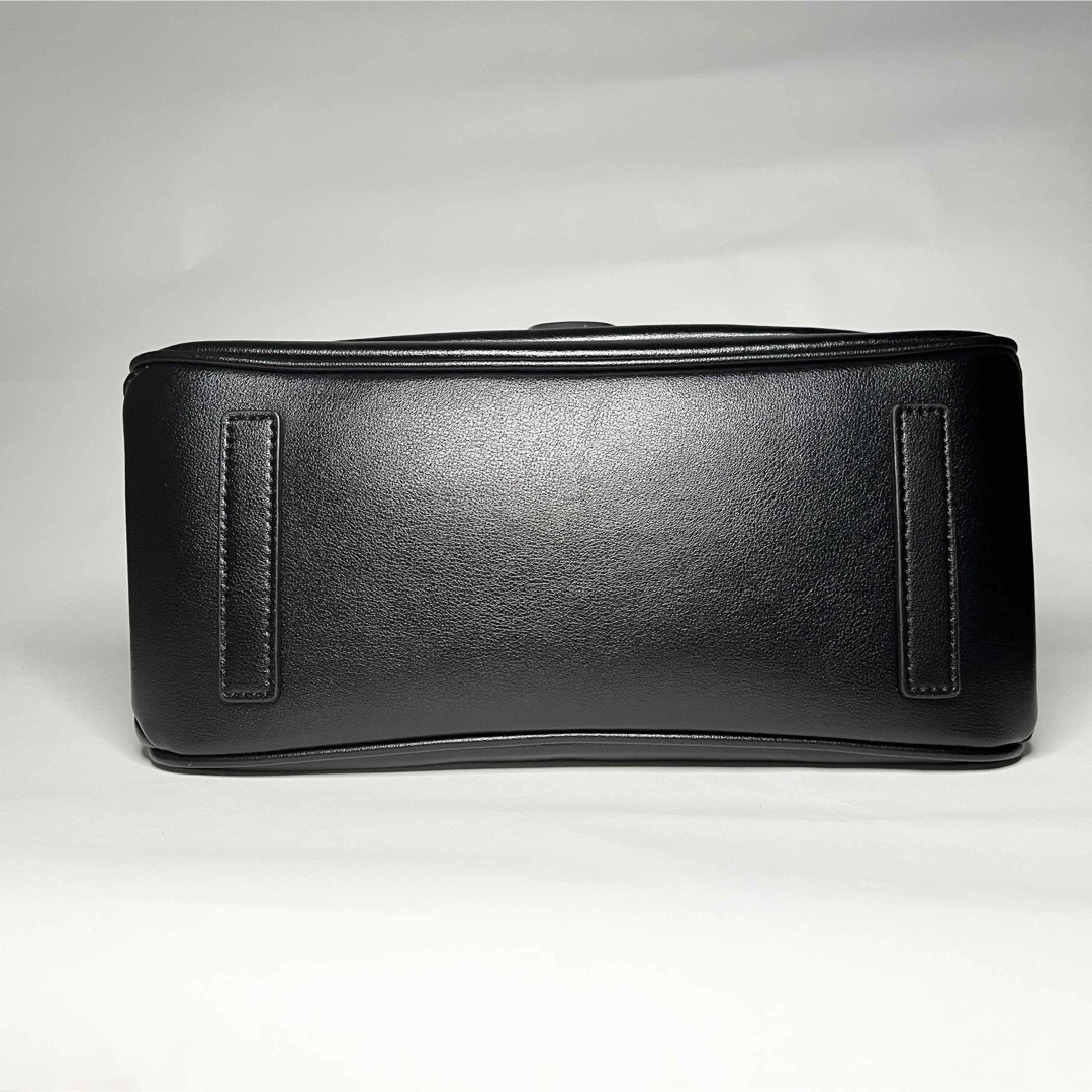 新品未使用】マークジェイコブス ザ Jマーク ラージチェーン 新品未使用】マークジェイコブス ザ Jマーク ラージチェーン