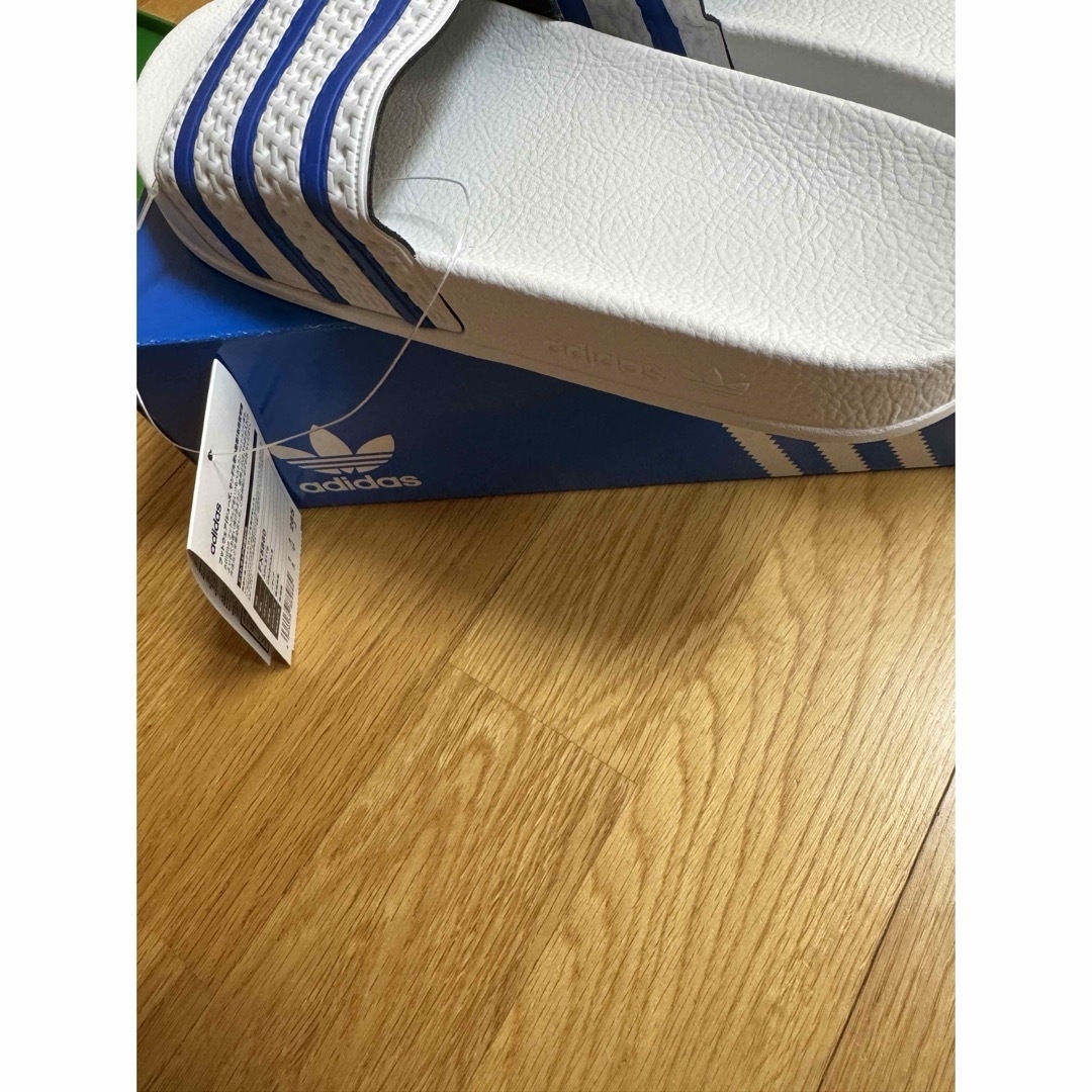 adidas(アディダス)のadidas アディダス　アディレッタ / ADILETTE 26.5cm メンズの靴/シューズ(サンダル)の商品写真