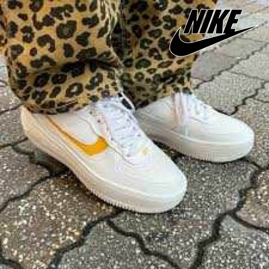 NIKE(ナイキ)のNIKE W AF1 PLT.AF.ORM ナイキ DJ9946-102 レディースの靴/シューズ(スニーカー)の商品写真