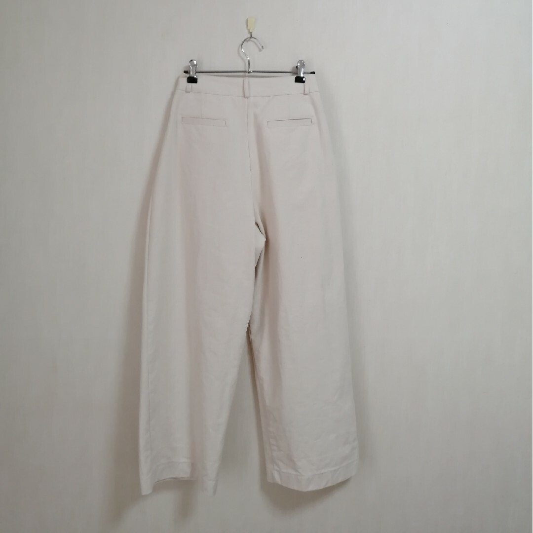 OHOTORO(オオトロ)の<ohotoro> Brushed Horizon Pants Ivory　S レディースのパンツ(カジュアルパンツ)の商品写真